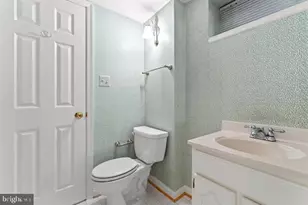 6419 Hillside Ln, Alexandria, VA 22306 - Photo 23