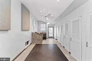 6419 Hillside Ln, Alexandria, VA 22306 - Photo 11