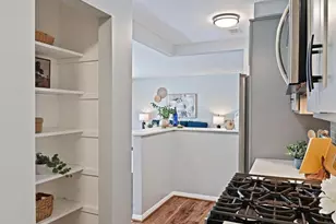 208 Park Terrace Ct SE, Vienna, VA 22180 - Photo 11