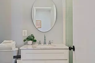 208 Park Terrace Ct SE, Vienna, VA 22180 - Photo 17
