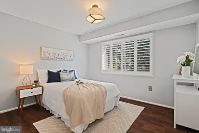 208 Park Terrace Court SE #49, Vienna, VA 22180 - Photo 15