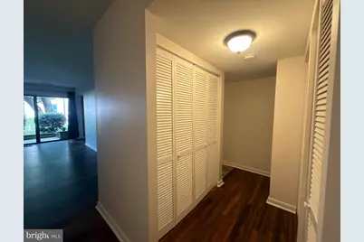 9709 Kings Crown Court #2, Fairfax, VA 22031 - Photo 3