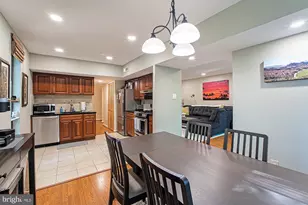 2037 Royal Fern Ct, Reston, VA 20191 - Photo 7