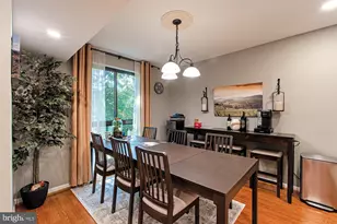 2037 Royal Fern Ct, Reston, VA 20191 - Photo 5