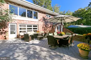 6527 Jay Miller Dr, Falls Church, VA 22041 - Photo 5
