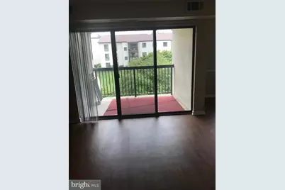 621 Center Street #104, Herndon, VA 20170 - Photo 19