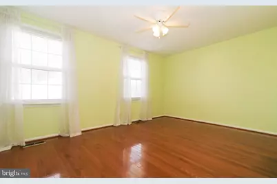 5933 Grisby House Court, Centreville, VA 20120 - Photo 19