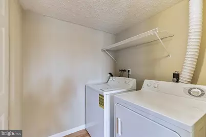 6302 Betsy Ross Court, Centreville, VA 20121 - Photo 15