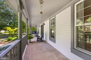9730 Rolling Ridge Dr, Fairfax Station, VA 22039 - Photo 5