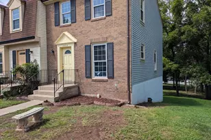 14314 Watery Mountain Ct, Centreville, VA 20120 - Photo 5