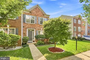 6339 Burgundy Leaf Ln, Alexandria, VA 22312 - Photo 1