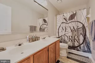 7921 Gunston Woods Pl, Lorton, VA 22079 - Photo 15