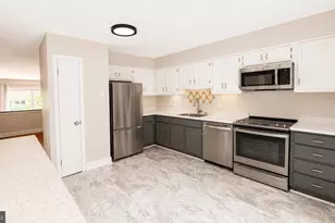 1959 Lakeport Way, Reston, VA 20191 - Photo 9