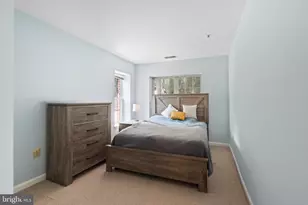 8846 Ashgrove House Ln, Vienna, VA 22182 - Photo 19