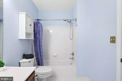 8846 Ashgrove House Lane #101, Vienna, VA 22182 - Photo 17