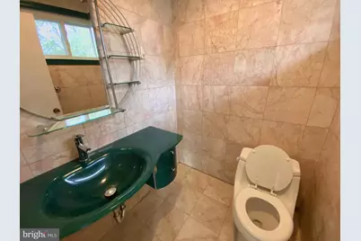 8121 Edmonton Court, Springfield, VA 22152 - Photo 21