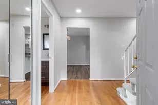 9911 Finian Ct, Vienna, VA 22181 - Photo 3