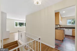 5506 Ventnor Ln, Springfield, VA 22151 - Photo 7