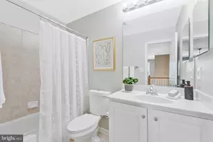 2000 Gallows Tree Ln, Vienna, VA 22182 - Photo 35
