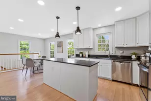 2000 Gallows Tree Ln, Vienna, VA 22182 - Photo 13