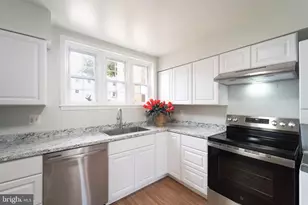 14421 Saguaro Pl, Centreville, VA 20121 - Photo 9