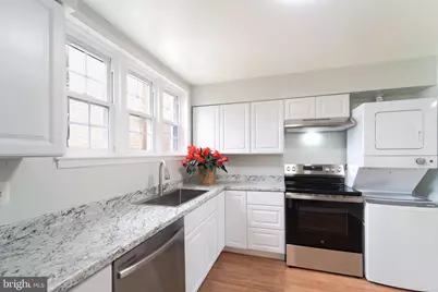 14421 Saguaro Place, Centreville, VA 20121 - Photo 13
