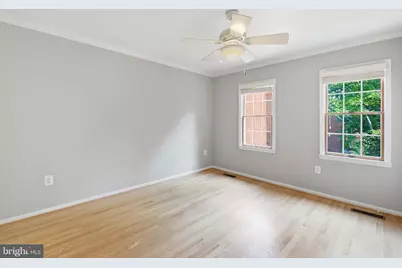 6924 McLean Park Manor Court, McLean, VA 22101 - Photo 11