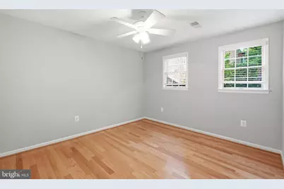 6924 McLean Park Manor Court, McLean, VA 22101 - Photo 7