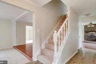 12856 Fantasia Dr, Herndon, VA 20170 - Photo 11