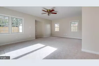 12856 Fantasia Drive, Herndon, VA 20170 - Photo 9
