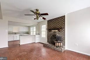 12856 Fantasia Dr, Herndon, VA 20170 - Photo 5