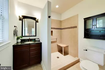 6639 Locust Way, Annandale, VA 22003 - Photo 27