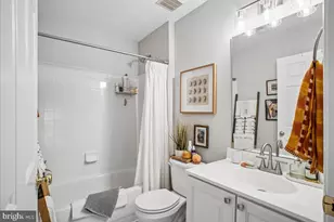 3683 Madison View Ln, Falls Church, VA 22041 - Photo 25