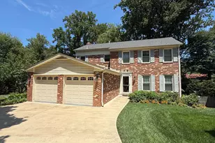 9552 Grande Oaks Ct, Vienna, VA 22181 - Photo 1