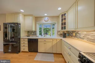 9552 Grande Oaks Ct, Vienna, VA 22181 - Photo 9
