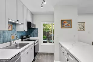 11082 Saffold Way, Reston, VA 20190 - Photo 21