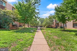 8004 Chanute Pl, Falls Church, VA 22042 - Photo 9