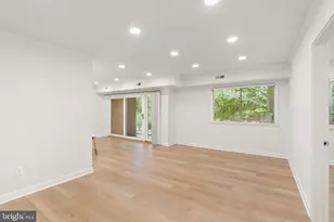 8004 Chanute Pl, Falls Church, VA 22042 - Photo 15