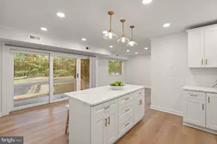 8004 Chanute Pl, Falls Church, VA 22042 - Photo 27