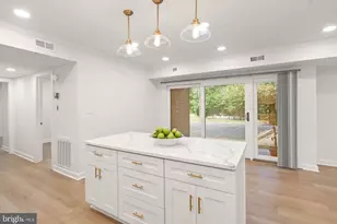8004 Chanute Pl, Falls Church, VA 22042 - Photo 35