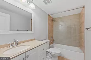 2722 Woodley Pl, Falls Church, VA 22046 - Photo 31