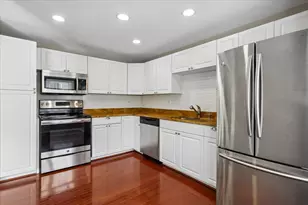 2984 Braxton Wood Ct, Fairfax, VA 22031 - Photo 5