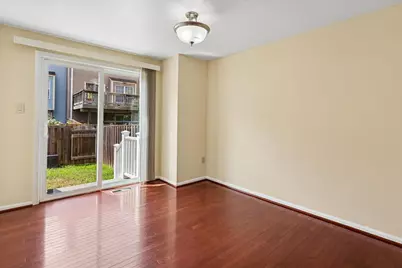 2984 Braxton Wood Court, Fairfax, VA 22031 - Photo 7