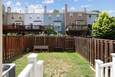 2984 Braxton Wood Court, Fairfax, VA 22031 - Photo 3