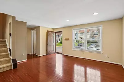 2984 Braxton Wood Court, Fairfax, VA 22031 - Photo 9