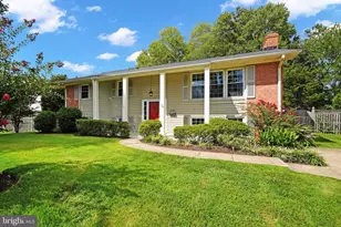 2504 Stirrup Ln, Alexandria, VA 22308 - Photo 3