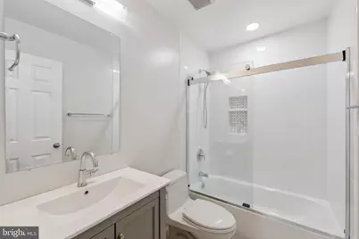 6008 Waterbury Court, Springfield, VA 22152 - Photo 9