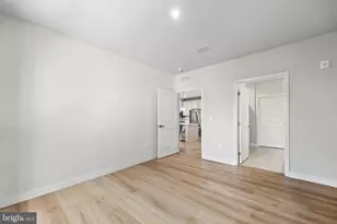 4395 Peach Lily Ln, Chantilly, VA 20151 - Photo 11