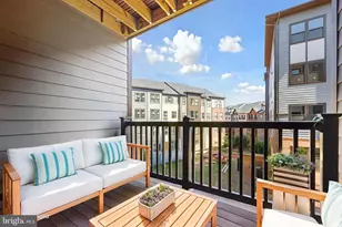 4395 Peach Lily Ln, Chantilly, VA 20151 - Photo 1