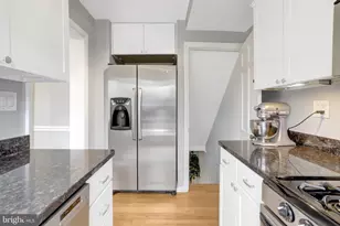 6010 Williamsburg Rd, Alexandria, VA 22303 - Photo 13
